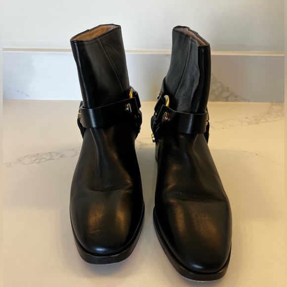 Stuart Weitzman boots in black. Great condition! 7.5 - Picture 4 of 4